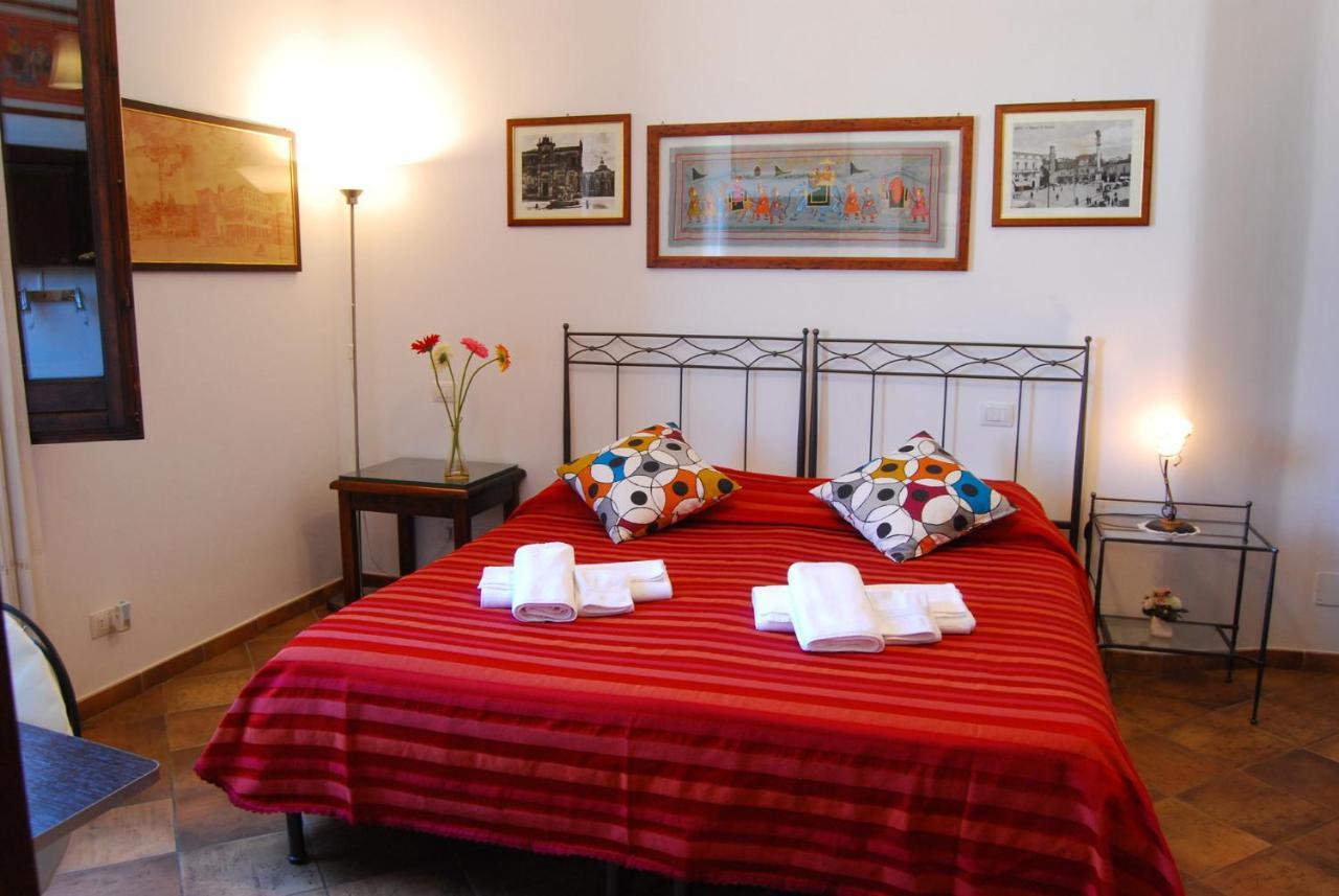 B&B Corte Barocca Lecce Eksteriør billede